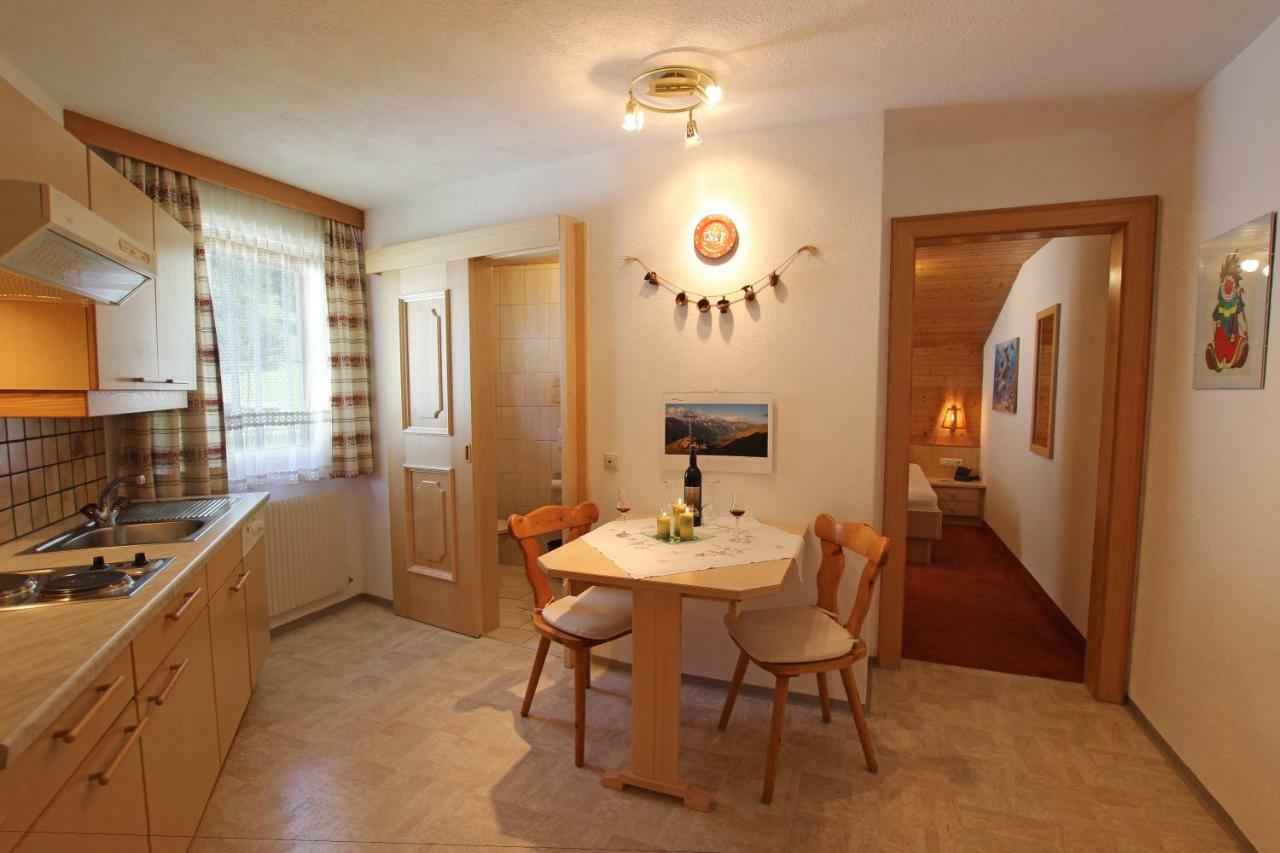 Appartements Zangerle Pettneu am Arlberg Buitenkant foto