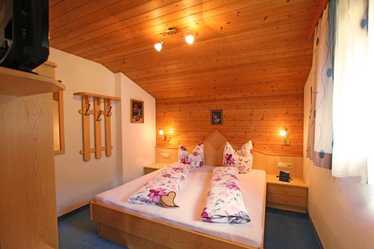 Appartements Zangerle Pettneu am Arlberg Buitenkant foto